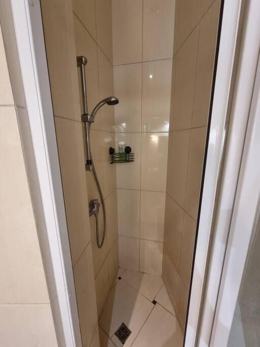 Fantastic Krk - Kr6 Room F Краків Екстер'єр фото
